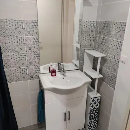 Le Cozy Du Poli, Le Des Lacs Apartment